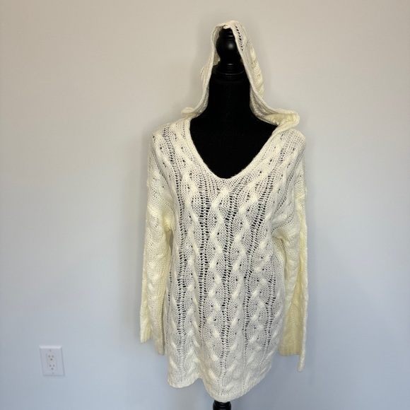 Cream Knit Hooded Long Sleeve Sweater (Medium) - Picture 2 of 8